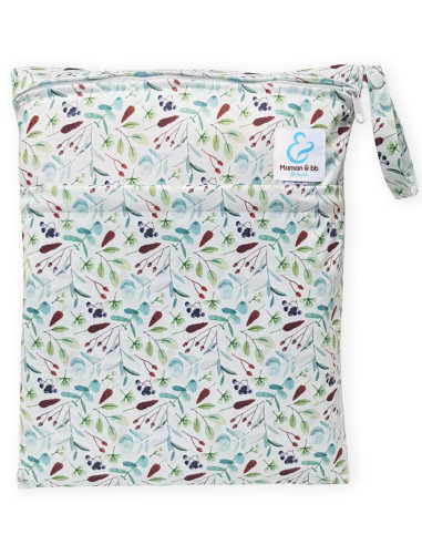 Waterproof bag for storing and carrying washable layers