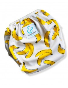 Washable and reusable swimsuit layer for baby