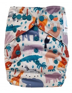 Baby washable layer while an animal motif of the savannah