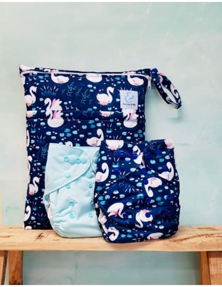 Waterproof washable layer bag for storing and carrying washable layers