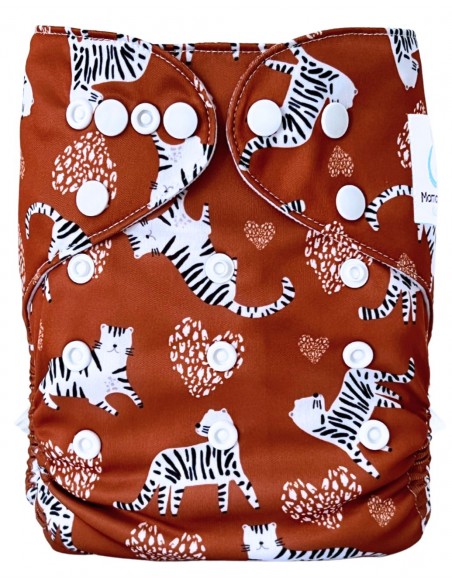 Washable baby diaper while two Cover diaper with evolutionary system