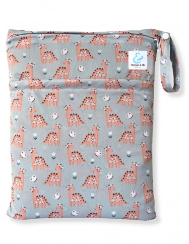 Waterproof bag for storing and carrying washable layers