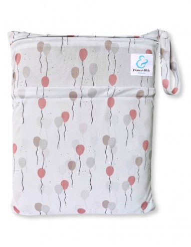 Impermeable bag for washable layers or swimsuit