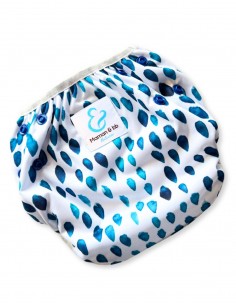 Washable and reusable swimsuit layer for baby