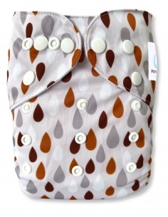 Capa lavable del bebé mientras que un patrón de otoño