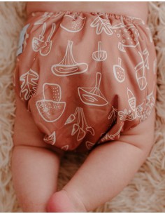 Capa lavable para bebés mientras un patrón de bosque 2