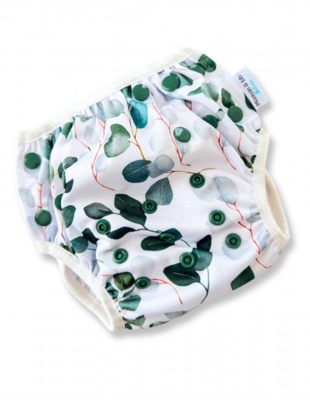 Washable and reusable swimsuit layer for baby