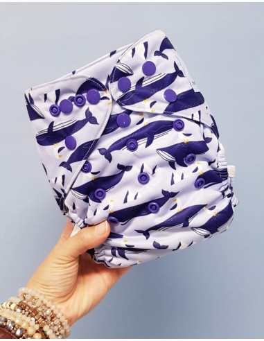 Couche Lavable Tout en deux TE2 avec système évolutif motif Nino le baleineau