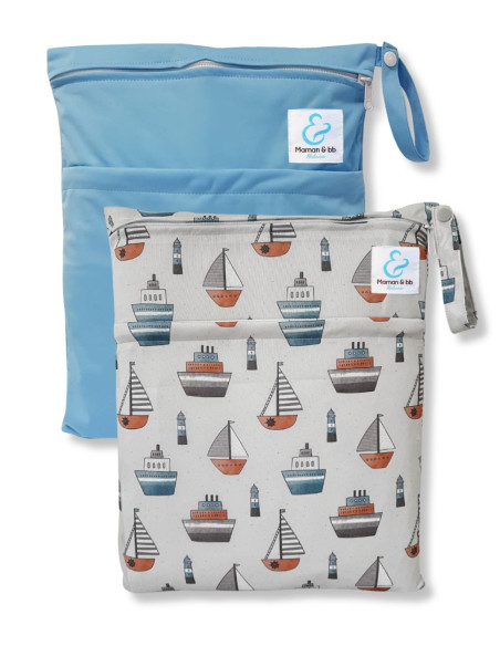 Set of 2 waterproof bags to store and carry the washable layers and baby swimsuit