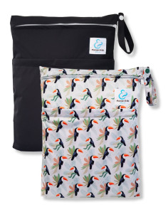 Set of 2 waterproof bags to store and carry the washable layers and baby swimsuit