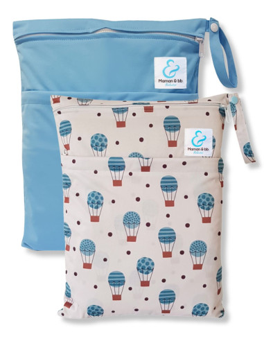 Set of 2 waterproof bags to store and carry the washable layers and baby swimsuit
