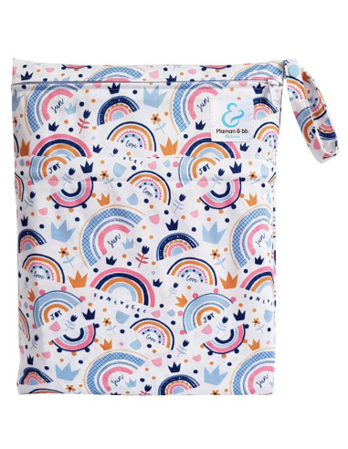 Impermeable bag for washable layers or swimsuit