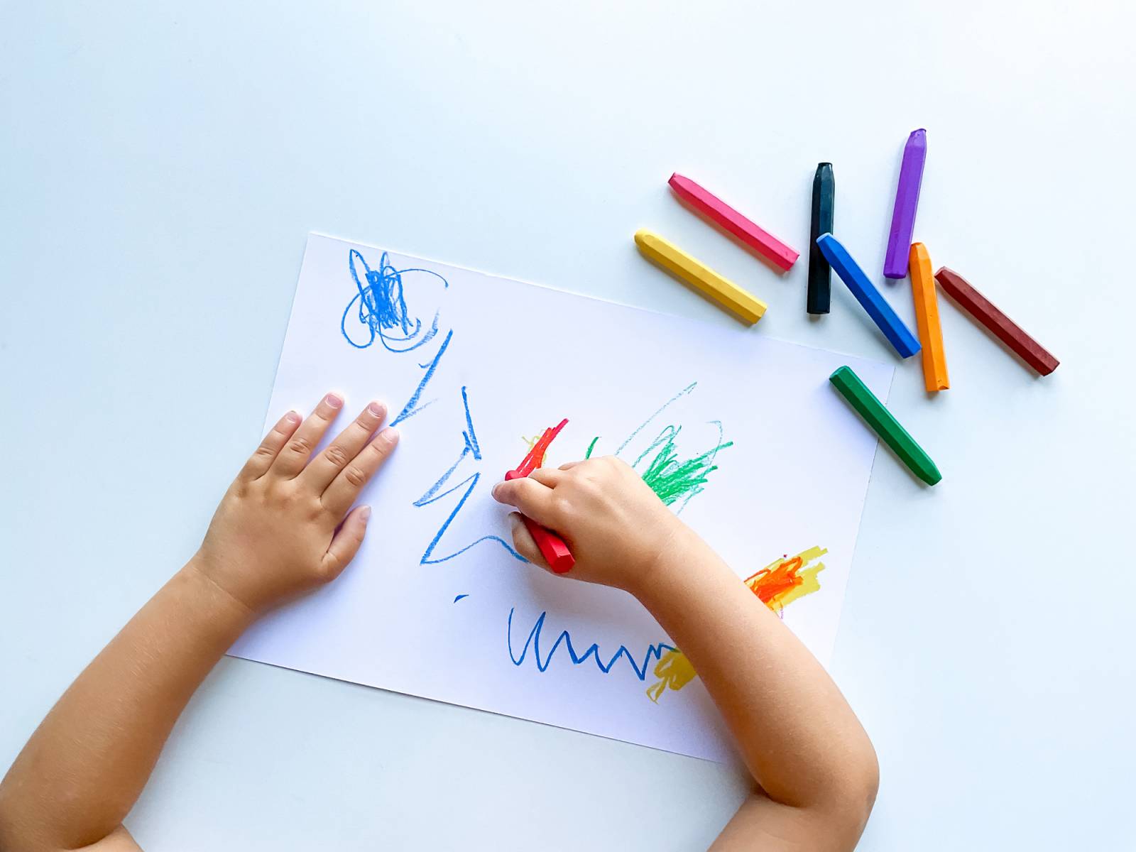 initier enfant au coloriage