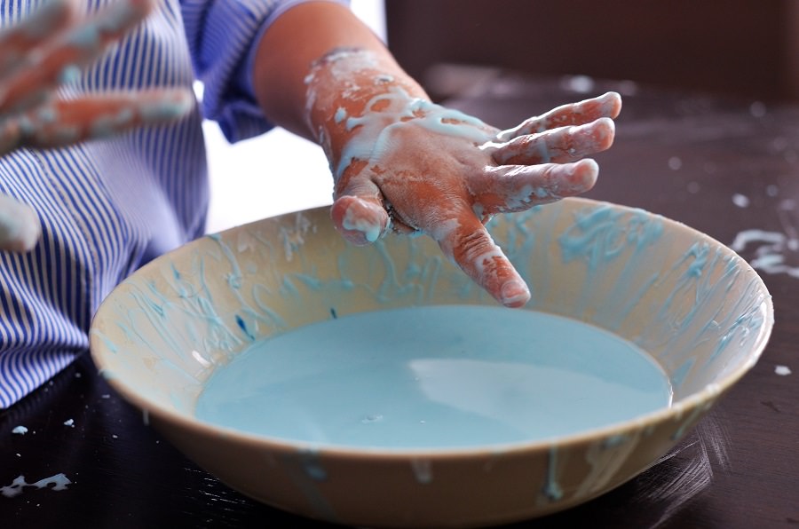 Pâte à patouille activité enfant